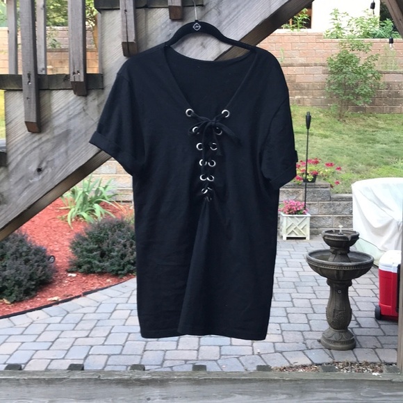 LF Tops - Lf black lace up tunic sz xs